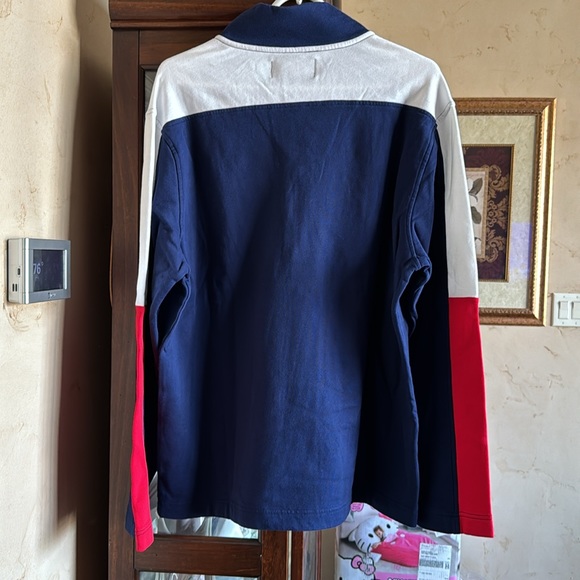 Vineyard vines Men’s large 1/2 zip. Red,white and blue. Brand new. Never worn - Picture 4 of 4